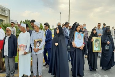 استقبال از پیکر پاک ۵ شهید گمنام در قشم