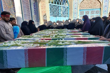 تشییع باشکوه 5 شهید گمنام در زاهدان