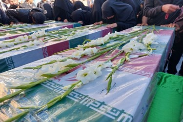 تشییع باشکوه 5 شهید گمنام در زاهدان
