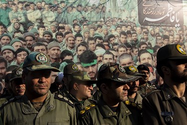 تشییع پیکر مطهر هشت شهید گمنام دفاع مقدس در تبریز