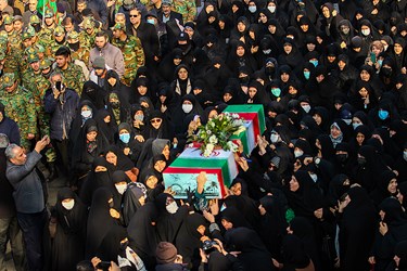 تشییع پیکر مطهر هشت شهید گمنام دفاع مقدس در تبریز