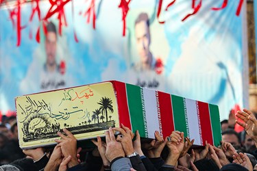تشییع پیکر مطهر هشت شهید گمنام دفاع مقدس در تبریز