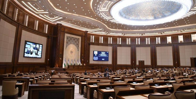 تصویب کاهش تعداد سناتورها و روش جدید انتخاب نخست‌وزیر در سنای ازبکستان
