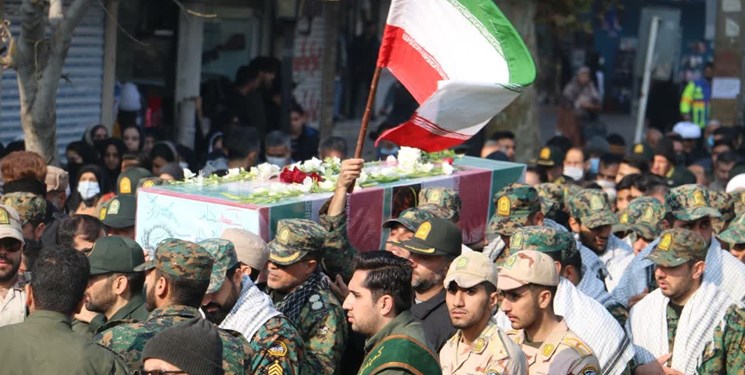 شهید گمنام دفاع مقدس در ورامین تشییع شد