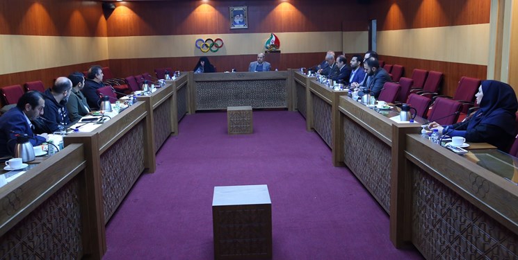 جلسه هماهنگی و توجیهی تولیدکنندگان البسه ورزشی برای بازی‌های آسیایی هانگژو