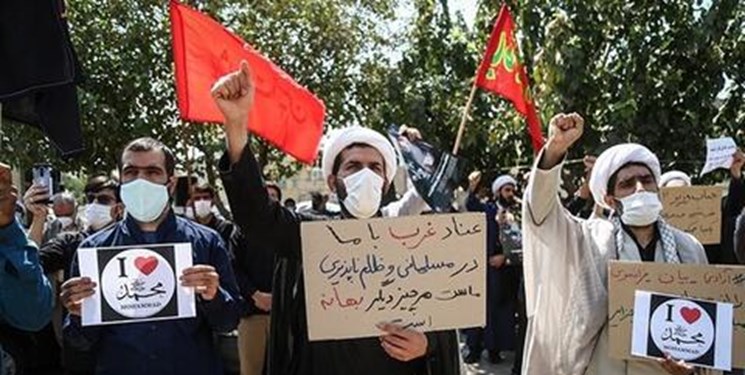دهه فجر فرصت مغتنمی برای جهاد تبیین است/ پلدختری‌ها در محکومیت نشریه فرانسوی راهپیمایی برگزار می‌کنند