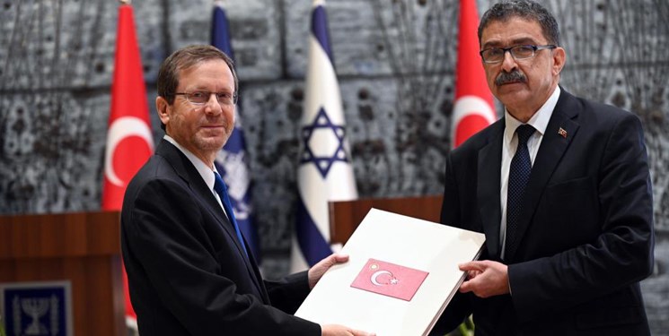 گرمی روابط آنکارا و تل‌آویو؛ سفیر ترکیه استوارنامه خود را تحویل داد