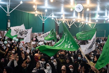 جشن عروسی خواهر شهید امیراحمدی در شب میلاد حضرت زهرا