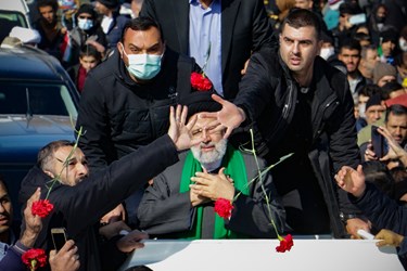 دیدار مردمی رئیس‌جمهور در «میدان امیرچخماق»