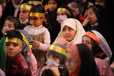 جشن بزرگ مادران و دختران فاطمی در قبله تهران