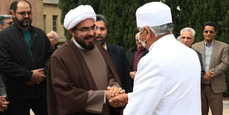 هم‌زیستی ادیان مختلف در ایران مایه مباهات نظام اسلامی است/دیدارنماینده رئیسی با اقلیت‌های زرتشتی