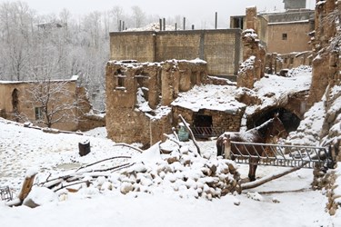 بارش برف در روستای تاریخی قلات شیراز 