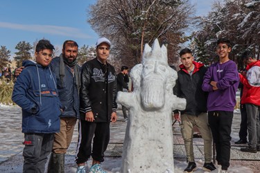 جشنواره آدم برفی در آباده برگزار شد
