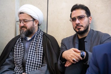 حامد شاکرنژاد حافظ و قاری بین‌المللی قرآن  در مراسم چهلمین روز درگذشت رستم قاسمی