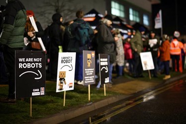 Amazon Faces First Strike in Britain as Workers Walk Out