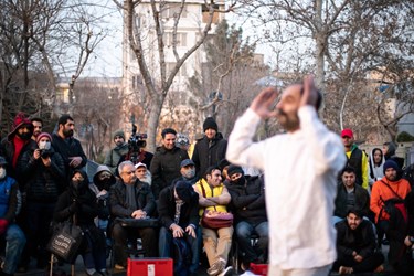 اجرای نبودن برای بودن  به کارگردانی سوران حسینی  از شهرمریوان  در هشتمین روز از جشنواره تئاتر فجر  پهنه رودکی 