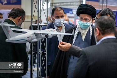 Supreme Leader Visits Exhibition of Domestic Industrial Capabilities