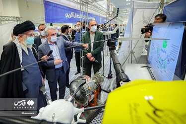 Supreme Leader Visits Exhibition of Domestic Industrial Capabilities