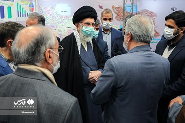 Supreme Leader Visits Exhibition of Domestic Industrial Capabilities