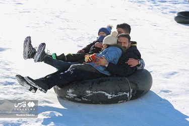 People in Western Iran Taking Advantage of Heavy Snowfall