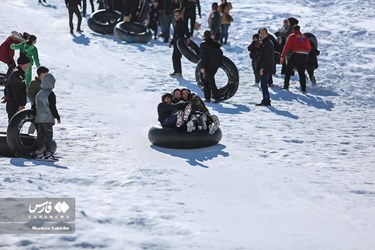 People in Western Iran Taking Advantage of Heavy Snowfall