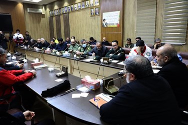 جلسه ستاد مدیریت بحران خوی با حضور وزیر کشور
