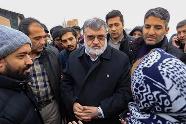بازدید وزیر کشور از اردوگاه اضطراری زلزله زدگان خوی
