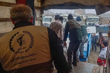 فعالیت گروه های جهادی بسیج سازندگی سپاه شهدا در مناطق زلزله زده