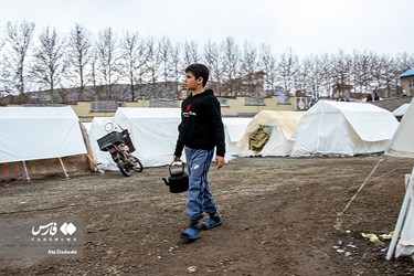 All Mobilized to Help Quake-Hit People Northwest of Iran