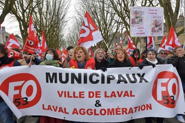 Tens of Thousands March Across France Against Pension Reform