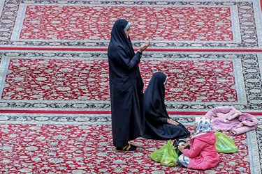 آئین  میهمانی لاله هادر حرم حضرت شاهچراغ ( ع) 