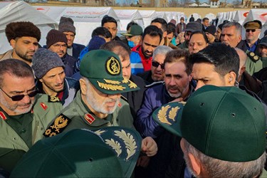بازدید سرلشکر سلامی از مناطق زلزله‌زده خوی 