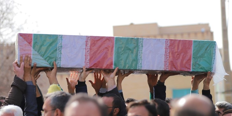 ارتشی‌ها پیکر شهید «جانی بت اوشانا» را تشییع کردند