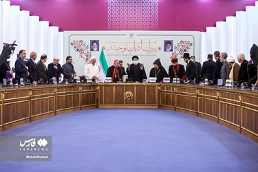 Iran President Meets Followers of Different Religions in Tehran