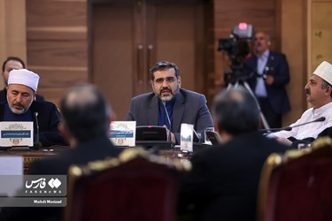 Iran President Meets Followers of Different Religions in Tehran