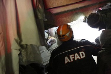 Turkey, Syria Earthquake: Amid Bitter Cold, Search for Survivors Continues