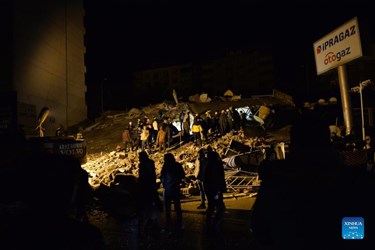 Turkey, Syria Earthquake: Amid Bitter Cold, Search for Survivors Continues