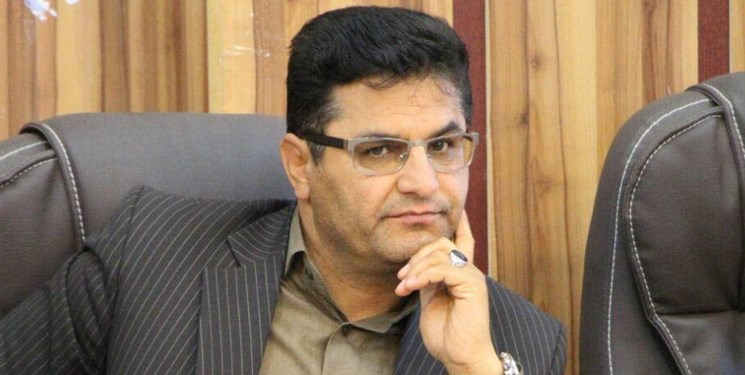 اکبری: شهردار یاسوج استعفا بدهد و برود/99.5 درصد کارکنان از او ناراضی هستند