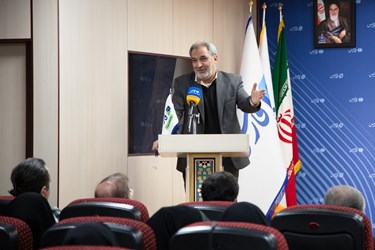 سخنرانی محمد کریمی سردبیر ارشد خبرگزاری فارس درنخستین جشن دستیاری باشگاه خبرنگاران توانا