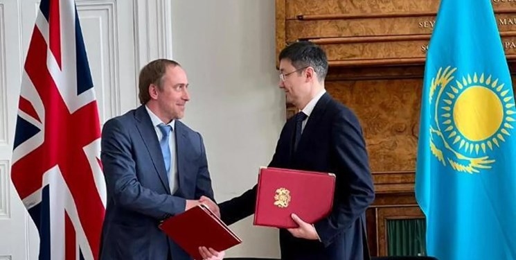 امضای تفاهمنامه همکاری بین وزارت بهداشت قزاقستان و شرکت «آسترازنکا»