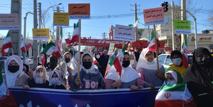 مردم شرق گلستان امروز با حضور گسترده خود از حریم نظام‌جمهوری اسلامی دفاع کردند