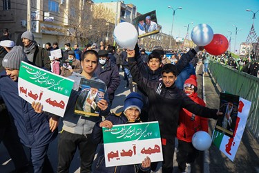 حضور«دهه نودی و هشتادی‌ها» در راهپیمایی 22 بهمن