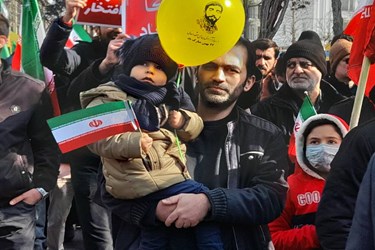 عکاسان فارس نوجوان در راهپیمایی 22 بهمن (2)