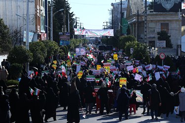 راهپیمایی مردم نوشهر در روز 22 بهمن 