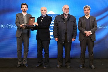تجلیل از تجلیل از واقفین و خیرین برجسته علم و فناوری در گردهمایی خادم المصطفی(ص)