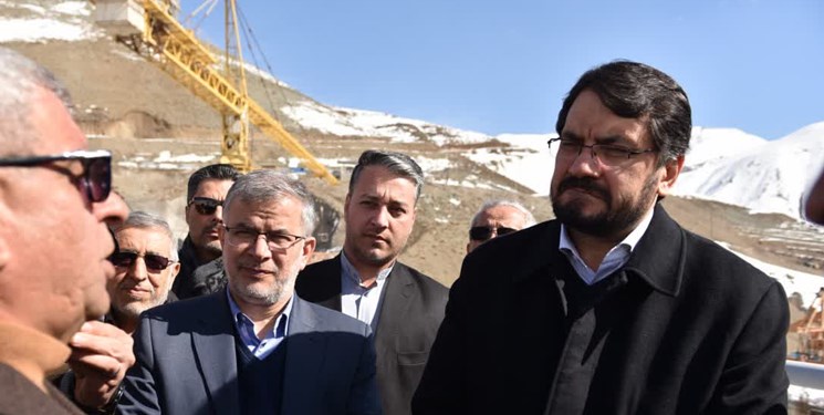 وزیر راه: دولت برای تأمین بودجه پروژه آزادراه تهران-شمال برنامه دارد/ تجهیز آزادراه به سیستم کنترل و مانیتورینگ دقیق