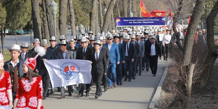 جشن  «روز کلاه ملی» در قرقیزستان + تصاویر