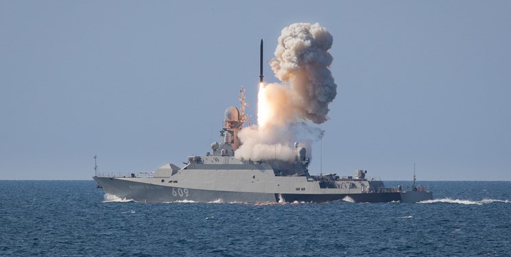 آماده‌باش رزمناوهای روسیه مجهز به موشک‌های کالیبر در دریای سیاه