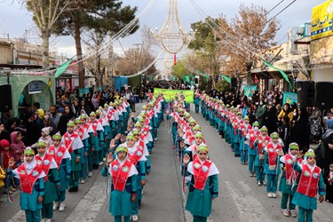 «آباده» غرق در شور و شادی جشن نیمه شعبان