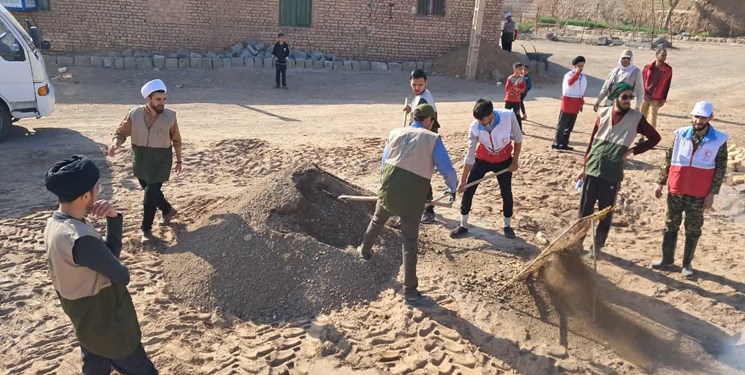 برگزاری اردوی جهادی طلاب جهادگر در 8 روستای خراسان جنوبی